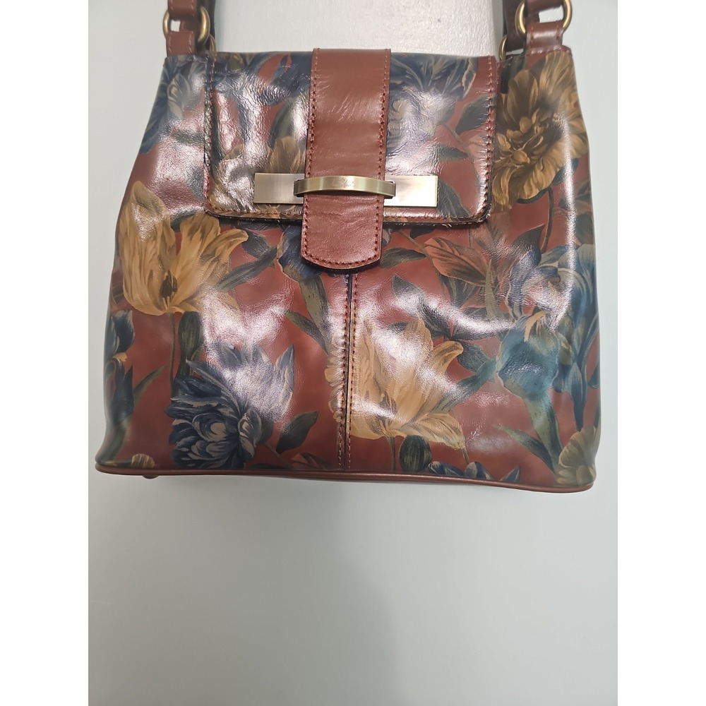 Patricia Nash Larone French Tapestry Shoulder Bag Pruse Pocketbook.